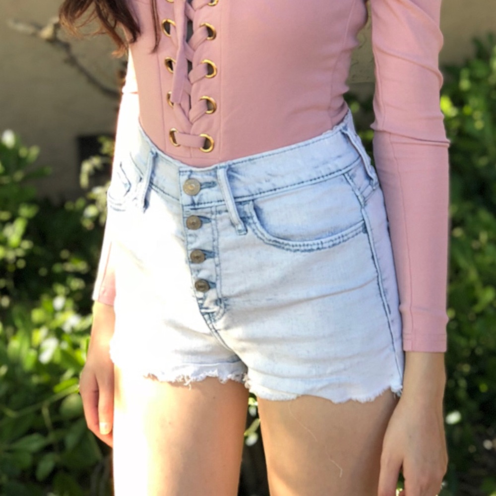 a&f light wash high-rise shorts